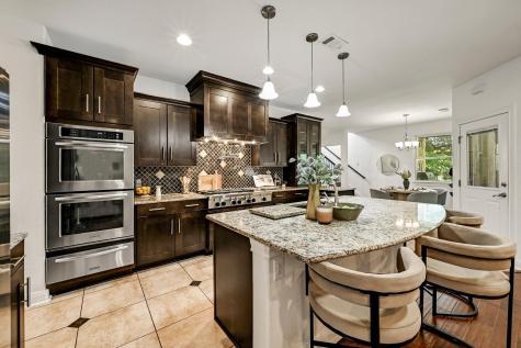 9402 Springwood Drive Austin TX 78750