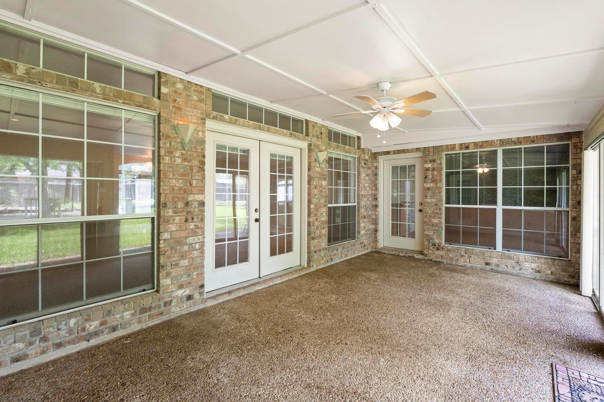 1906 Meadow Ridge Drive Taylor TX 76574
