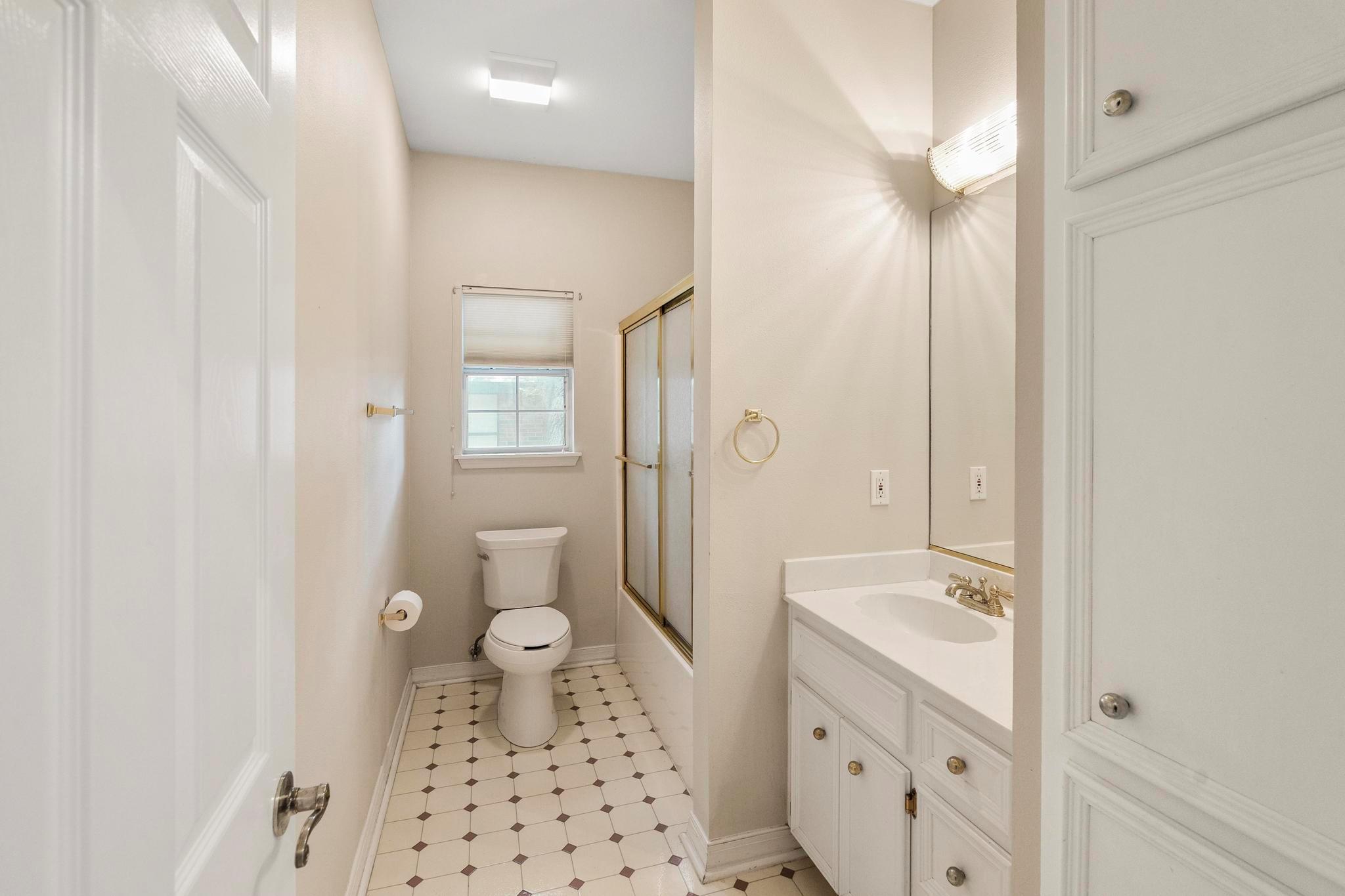 1906 Meadow Ridge Drive Taylor TX 76574
