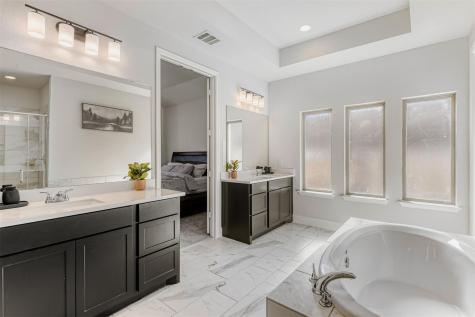 185 King Haakon Bay Drive Kyle TX 78640