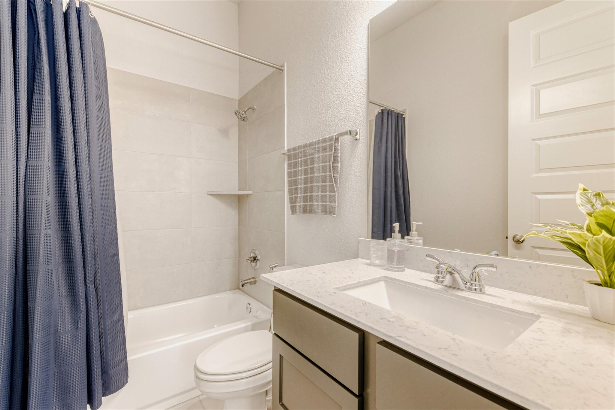 185 King Haakon Bay Drive Kyle TX 78640