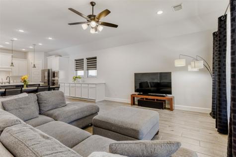 185 King Haakon Bay Drive Kyle TX 78640