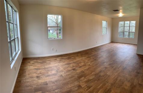 516 San Saba Street Lockhart TX 78644
