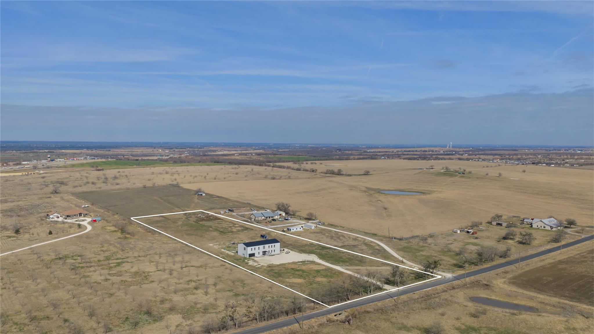 835 E County Road 304 Jarrell TX 76537