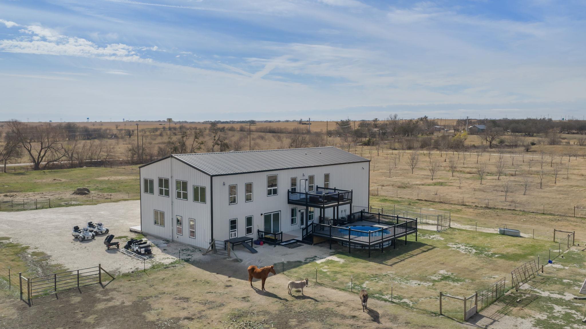 835 E County Road 304 Jarrell TX 76537