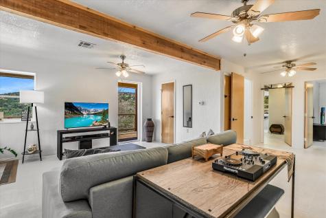 20220 Doe Run Lago Vista TX 78645