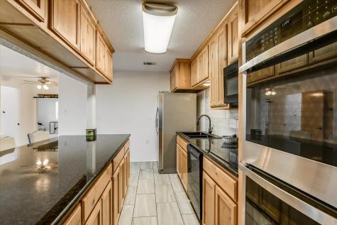 20220 Doe Run Lago Vista TX 78645