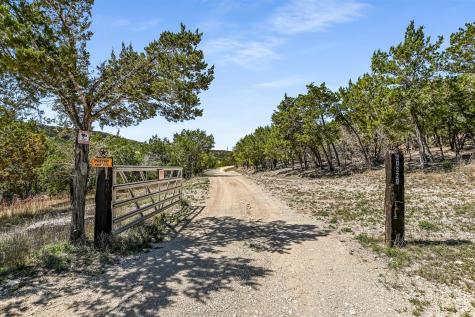 20220 Doe Run Lago Vista TX 78645