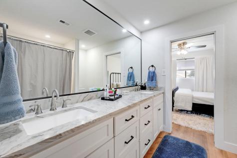 213 Overlook Court Wimberley TX 78676
