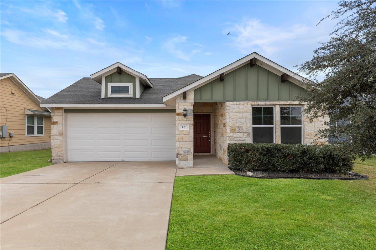 123 Saranac Drive Elgin TX 78621