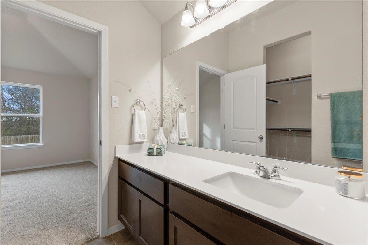 123 Saranac Drive Elgin TX 78621