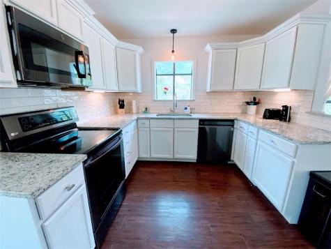 21822 SE Tallahassee Avenue Lago Vista TX 78645