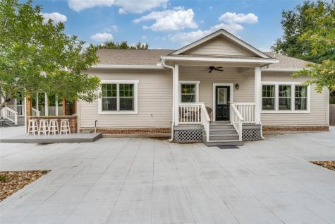 911 Farm Street Bastrop TX 78602