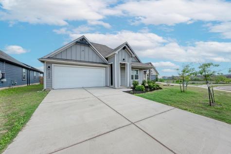 1002 Austin Bayou Drive Hutto TX 78634