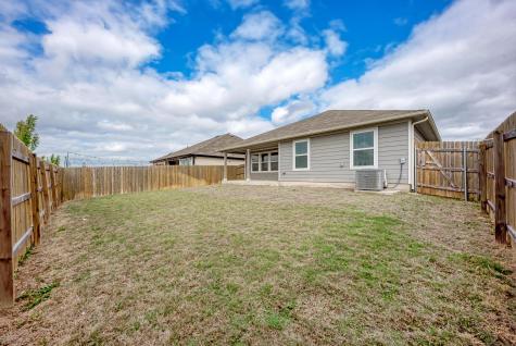 1002 Austin Bayou Drive Hutto TX 78634