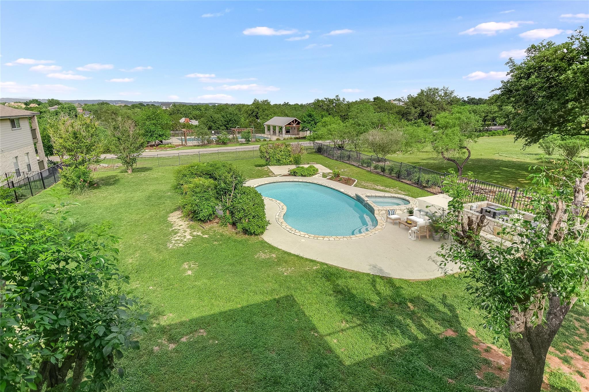 339 Quail Run Court Spicewood TX 78669