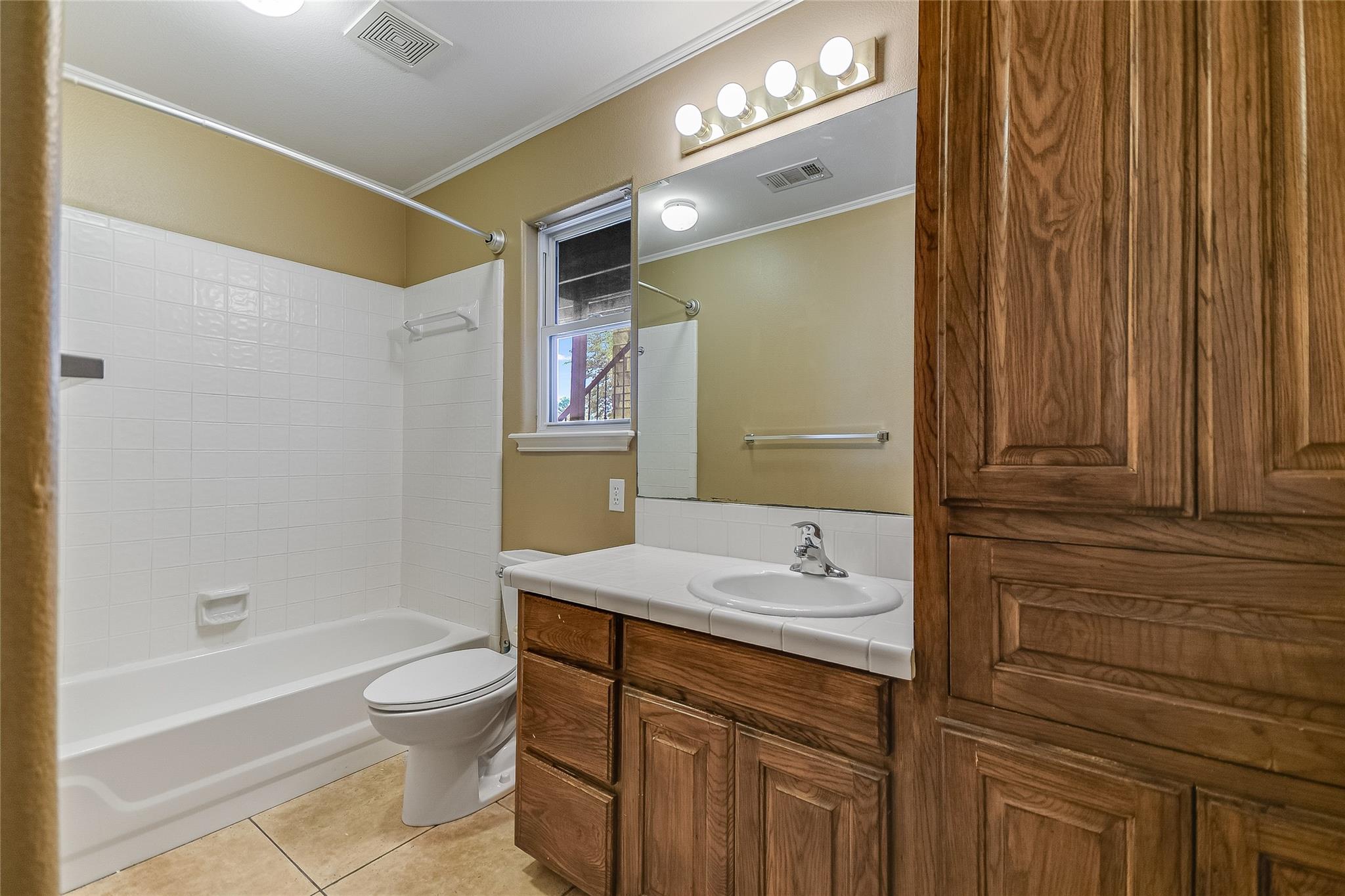 339 Quail Run Court Spicewood TX 78669