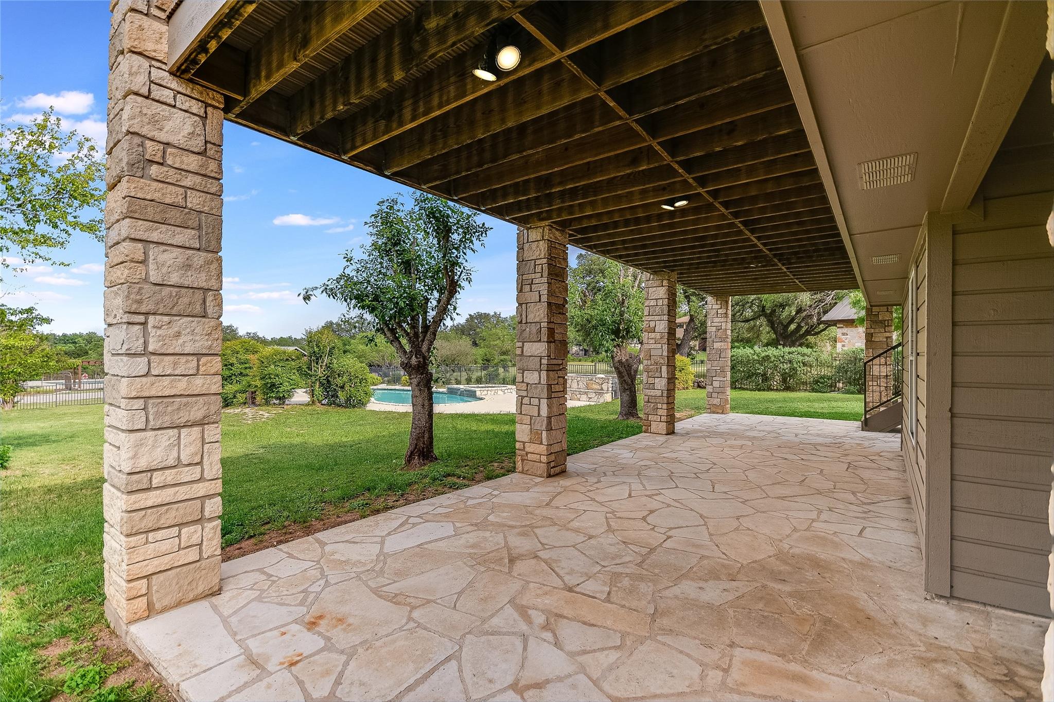 339 Quail Run Court Spicewood TX 78669