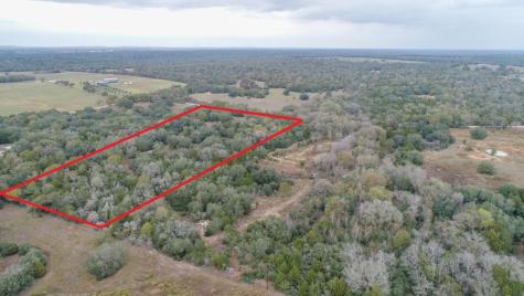 4621 County Road 444 Waelder TX 78959