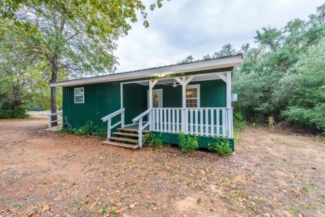 4621 County Road 444 Waelder TX 78959