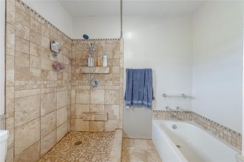 1192 County Road 138 Giddings TX 78942