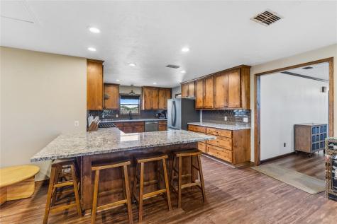 1192 County Road 138 Giddings TX 78942
