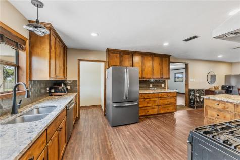 1192 County Road 138 Giddings TX 78942