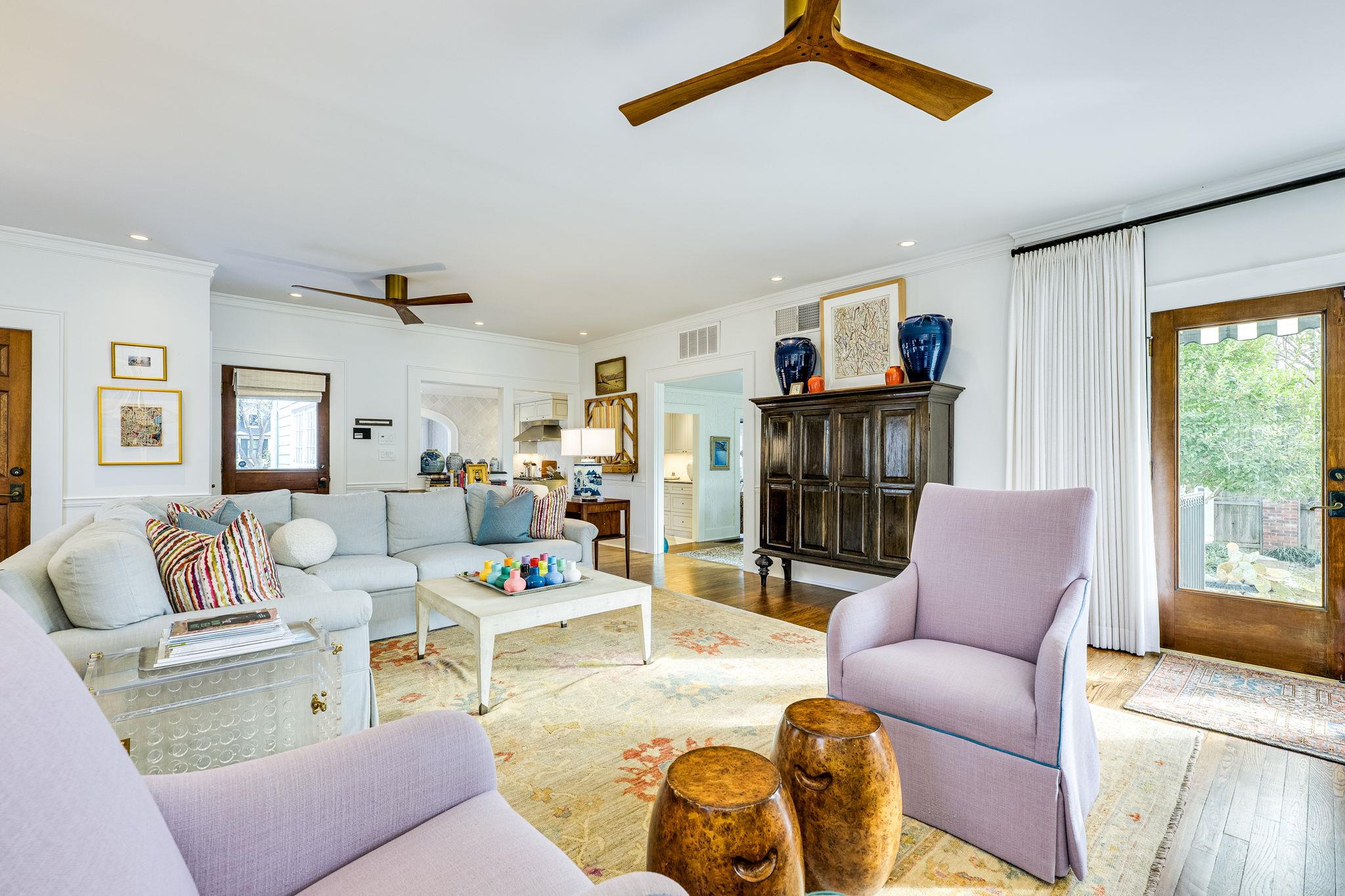 2428 Jarratt Avenue Austin TX 78703