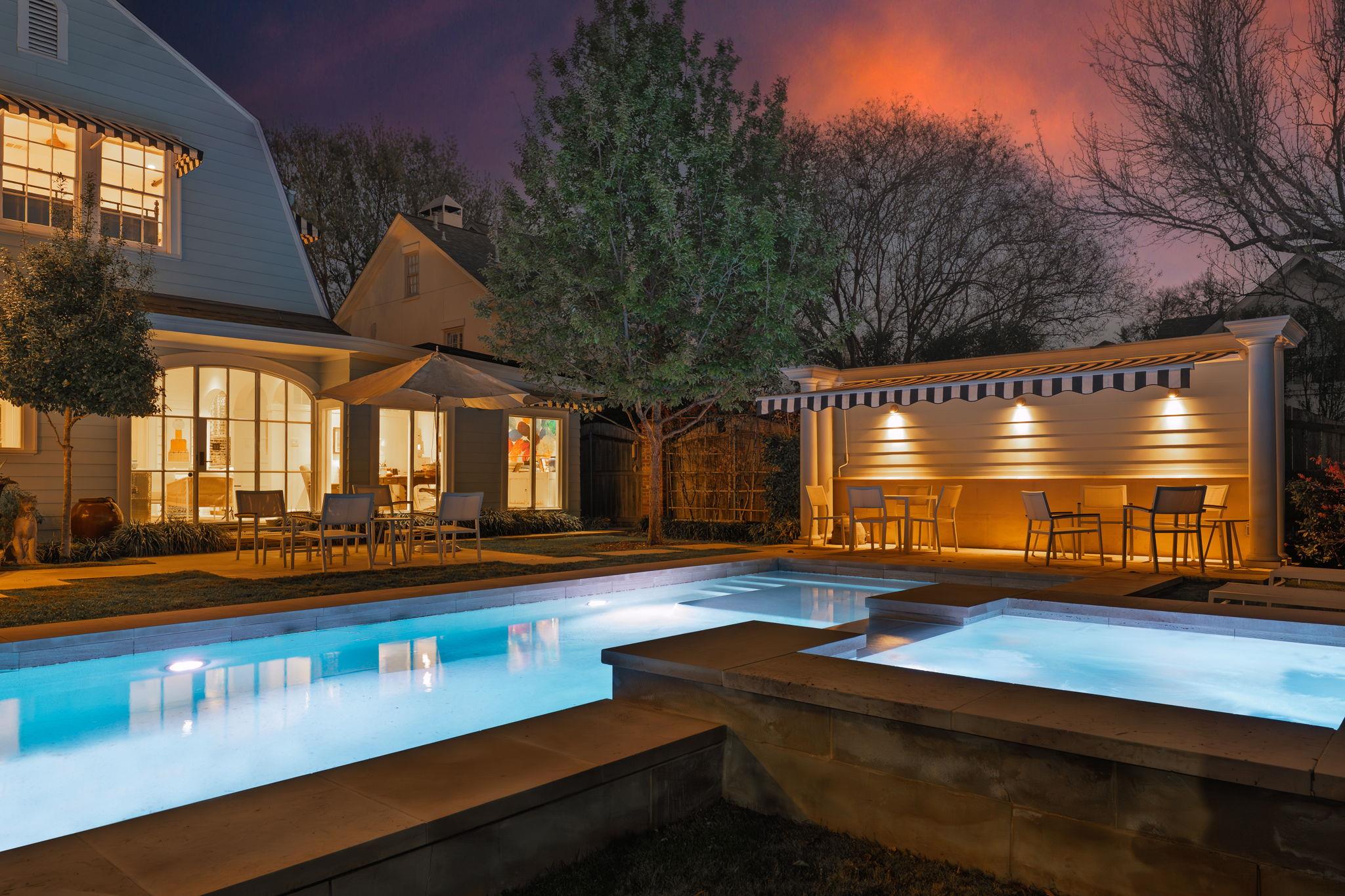2428 Jarratt Avenue Austin TX 78703
