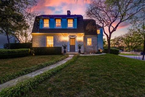 2428 Jarratt Avenue Austin TX 78703