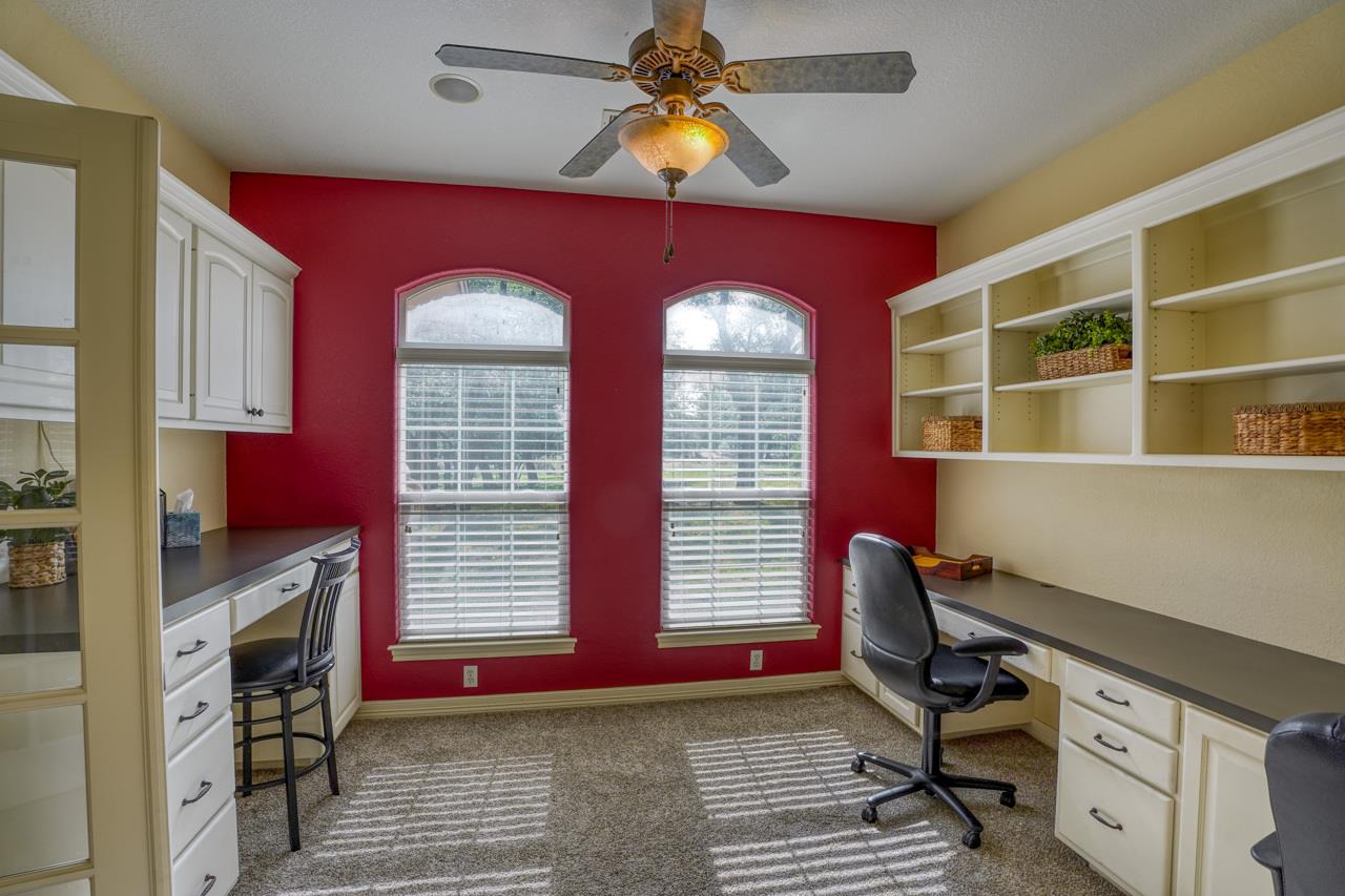 1050 Twisted Oak Drive Horseshoe Bay TX 78657