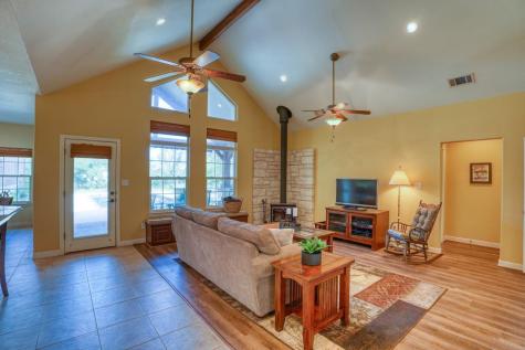 1050 Twisted Oak Drive Horseshoe Bay TX 78657