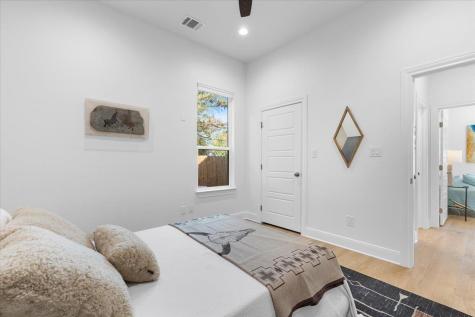 133 Lake Point Way Bastrop TX 78602