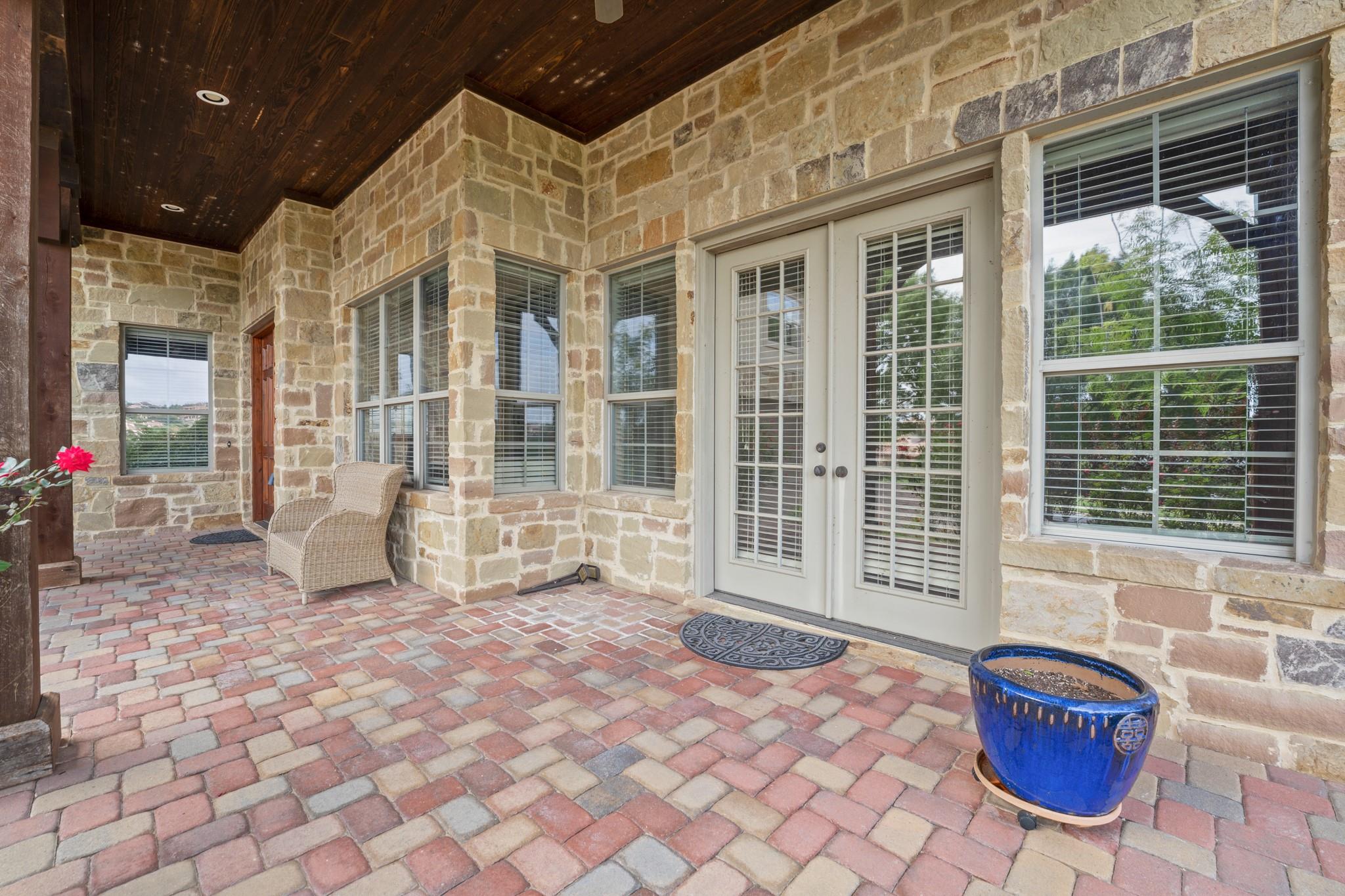 519 Golden Bear Drive Austin TX 78738