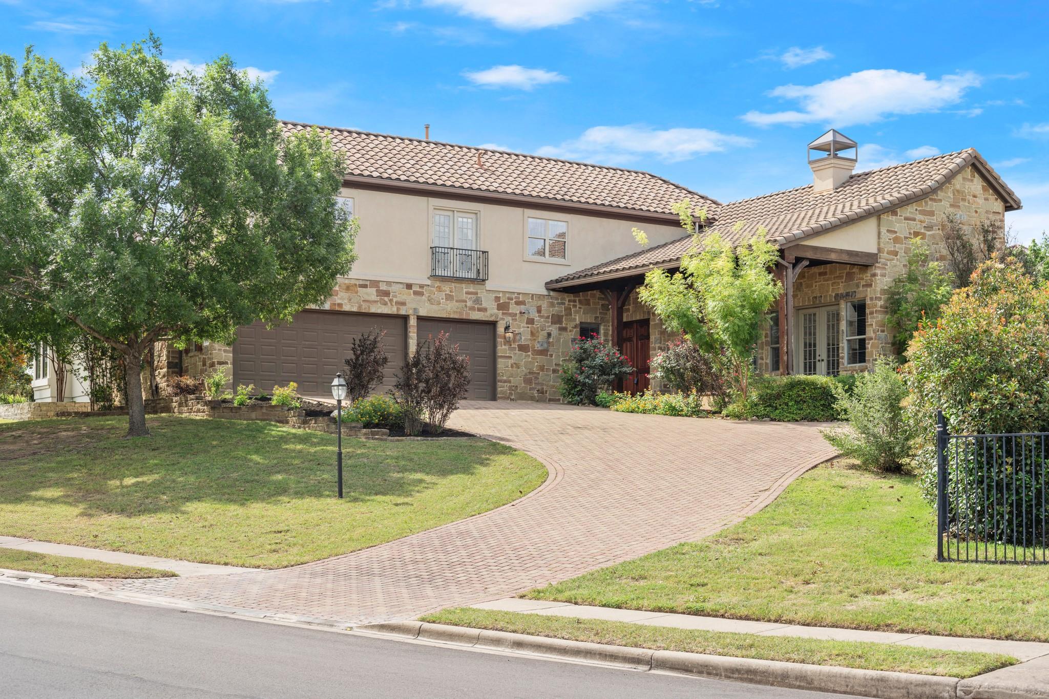 519 Golden Bear Drive Austin TX 78738