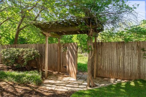 901 Middle Brook Drive Leander TX 78641
