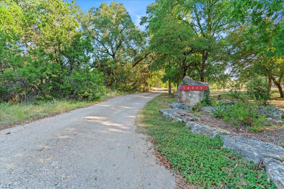 16933 #B Ranch Road 12 Wimberley TX 78676