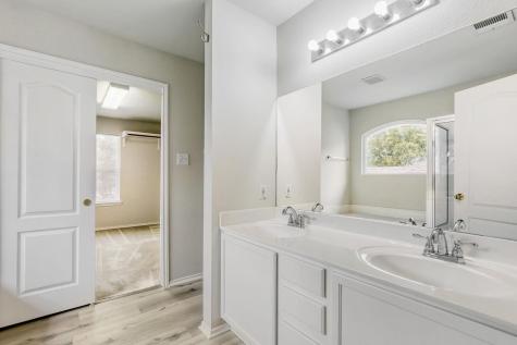 2121 Desco Drive Austin TX 78748