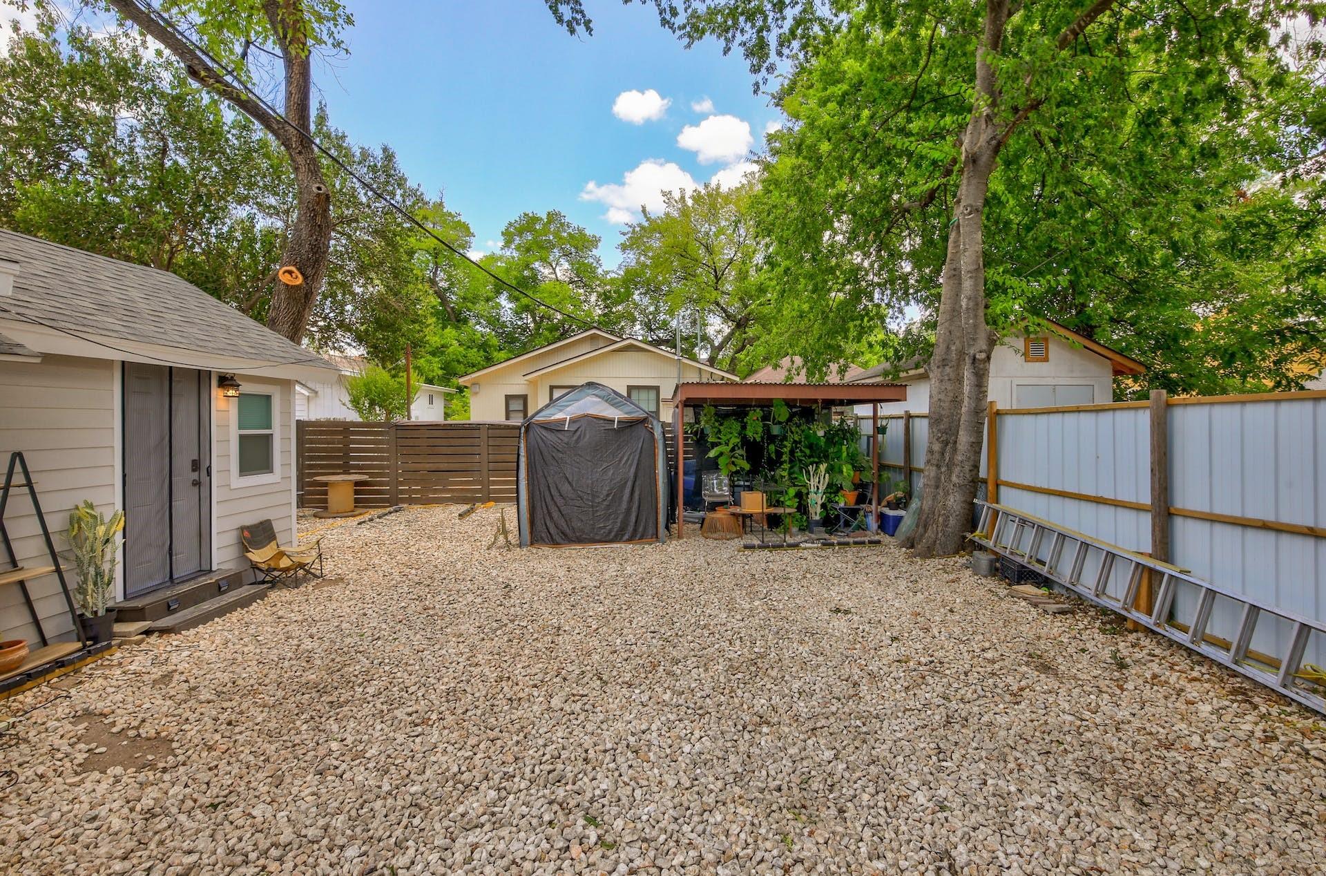 1105 E 3rd Street Austin TX 78702