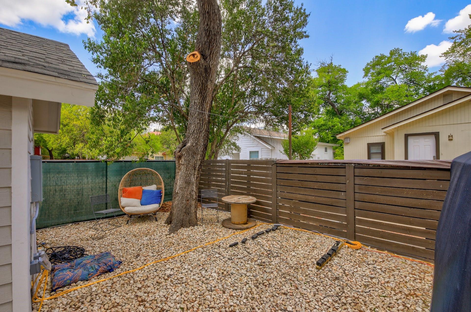 1105 E 3rd Street Austin TX 78702
