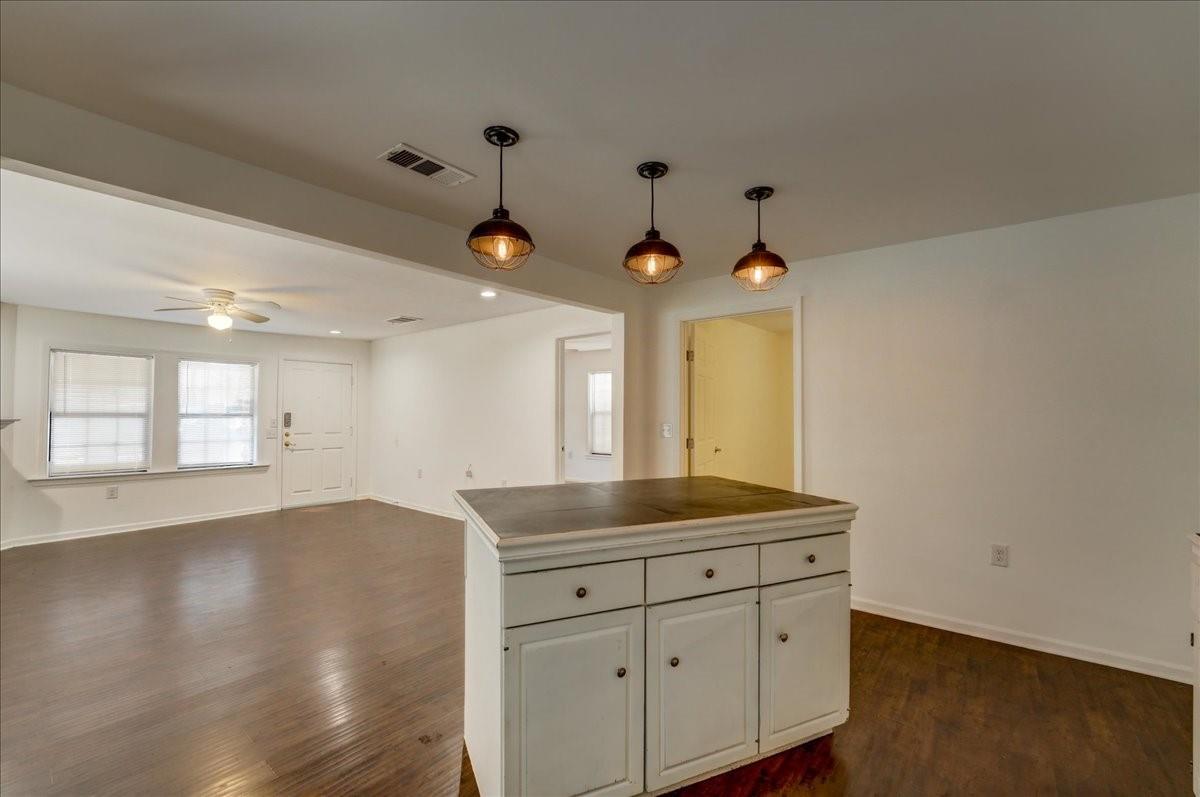 1105 E 3rd Street Austin TX 78702