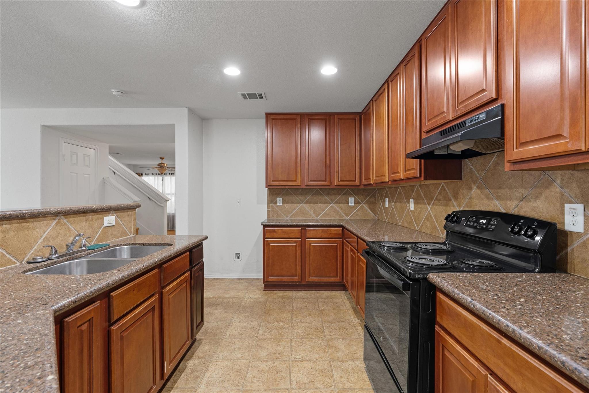 5700 Welsh Way Del Valle TX 78617
