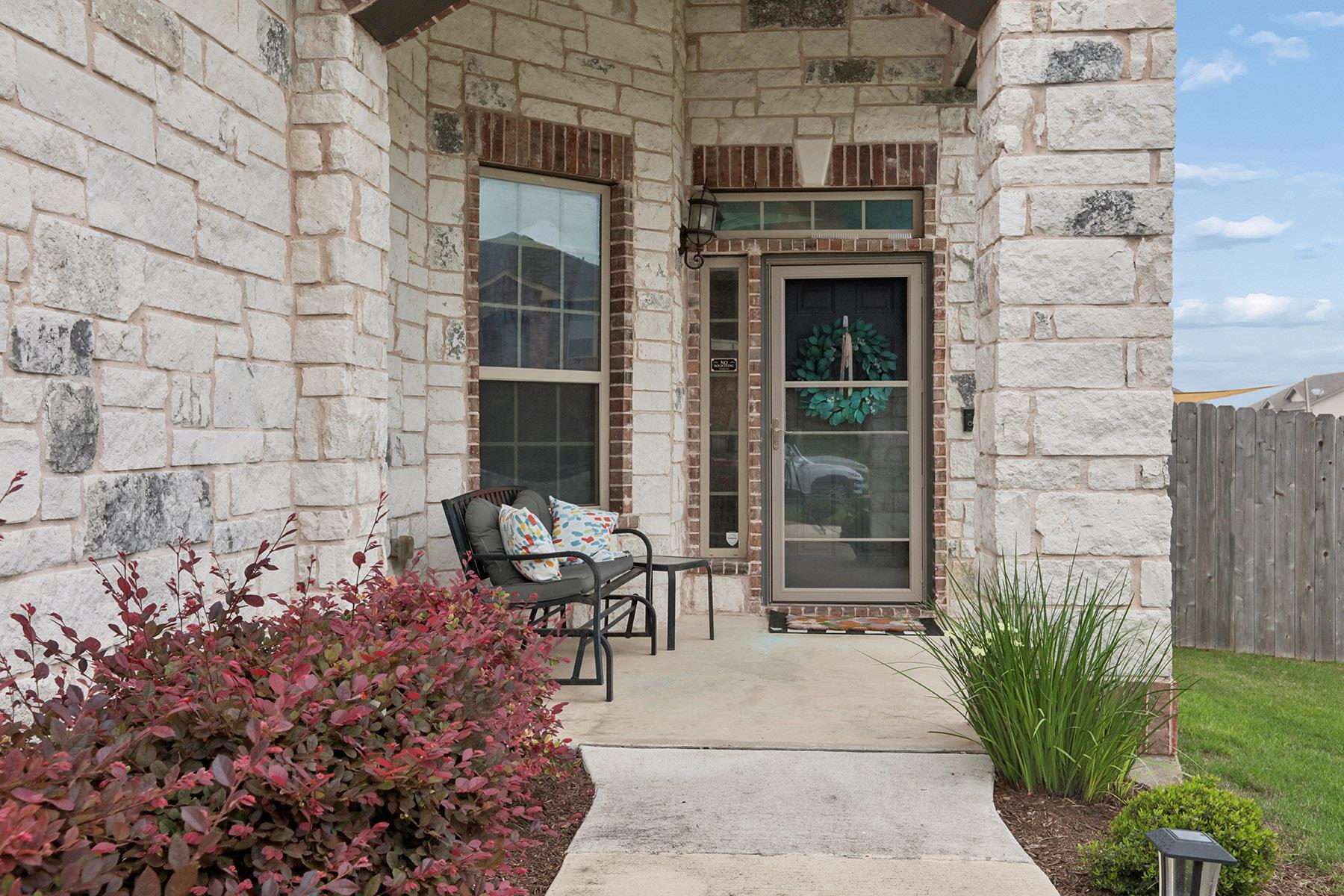 732 Manzano Lane Pflugerville TX 78660