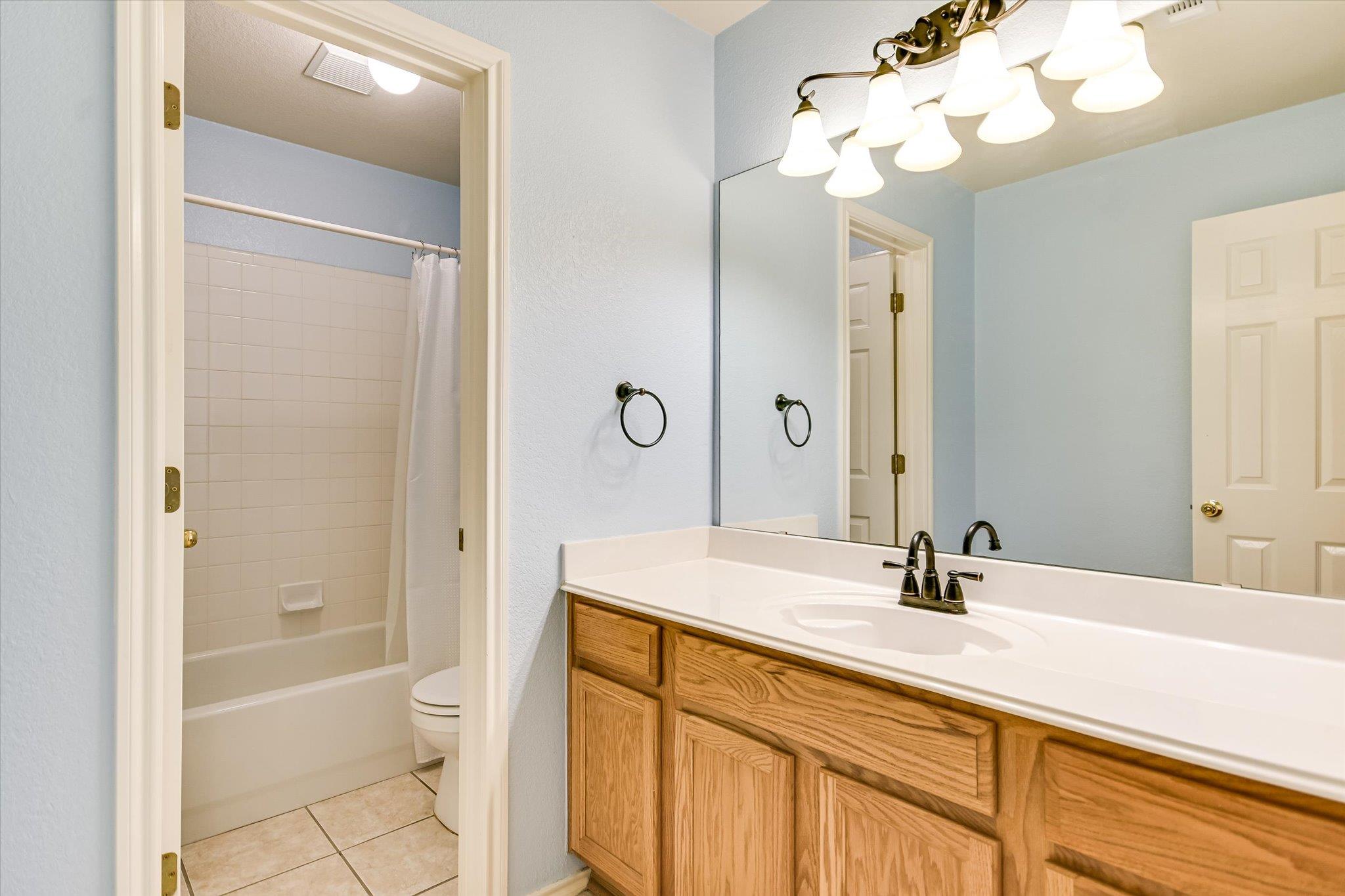 802 Sykes Court Pflugerville TX 78660