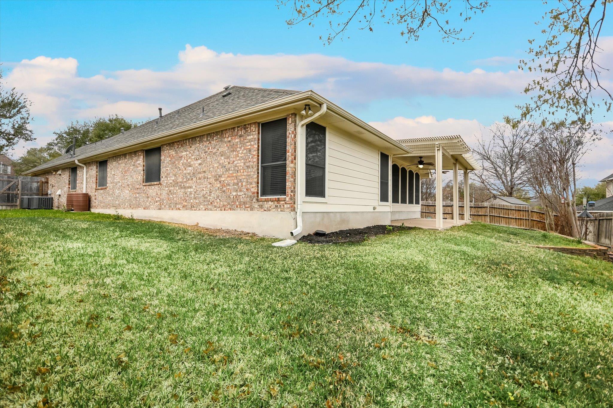 802 Sykes Court Pflugerville TX 78660