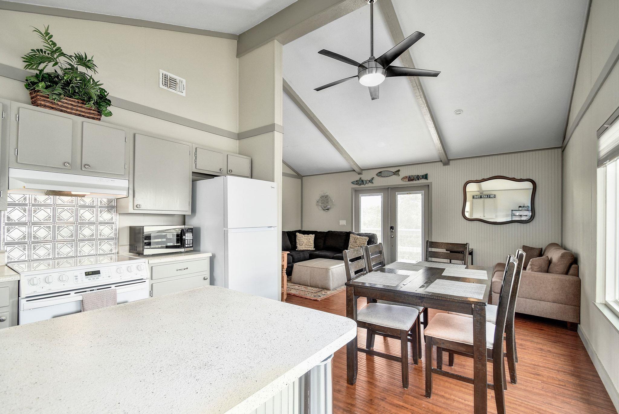 2591 Lakeshore Drive Canyon Lake TX 78133