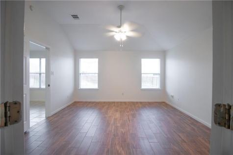107 Thompson Trail Bastrop TX 78602