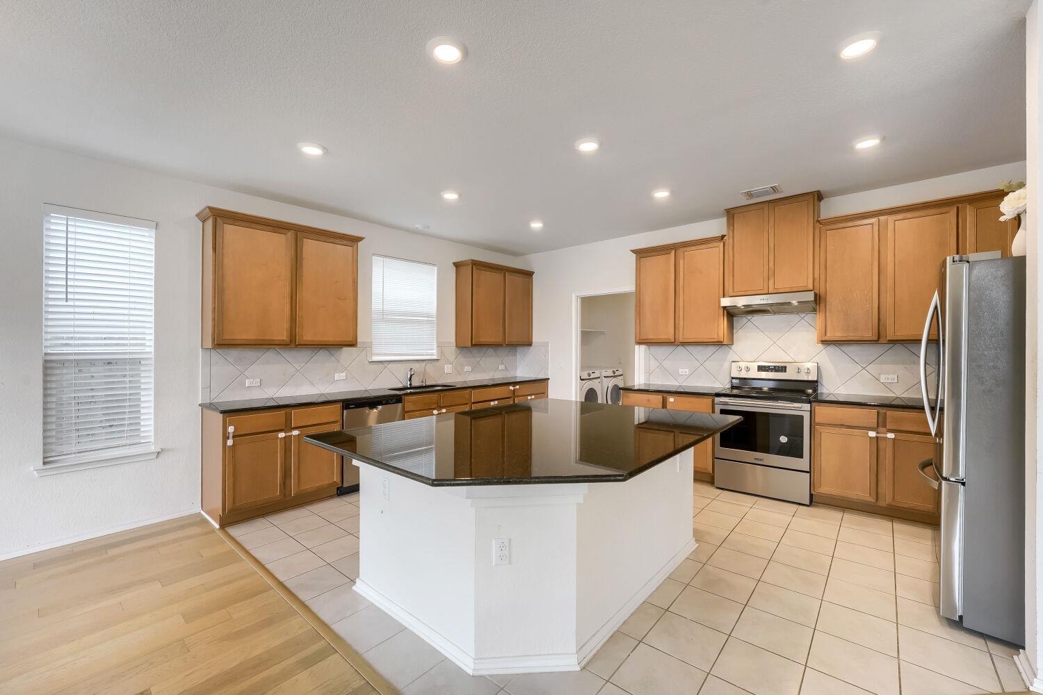 12637 Orchard Grove Lane Manor TX 78653