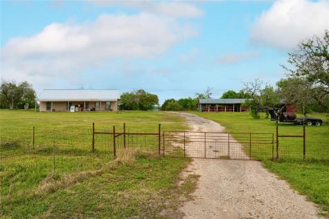 1301 Live Oak Trail Liberty Hill TX 78642