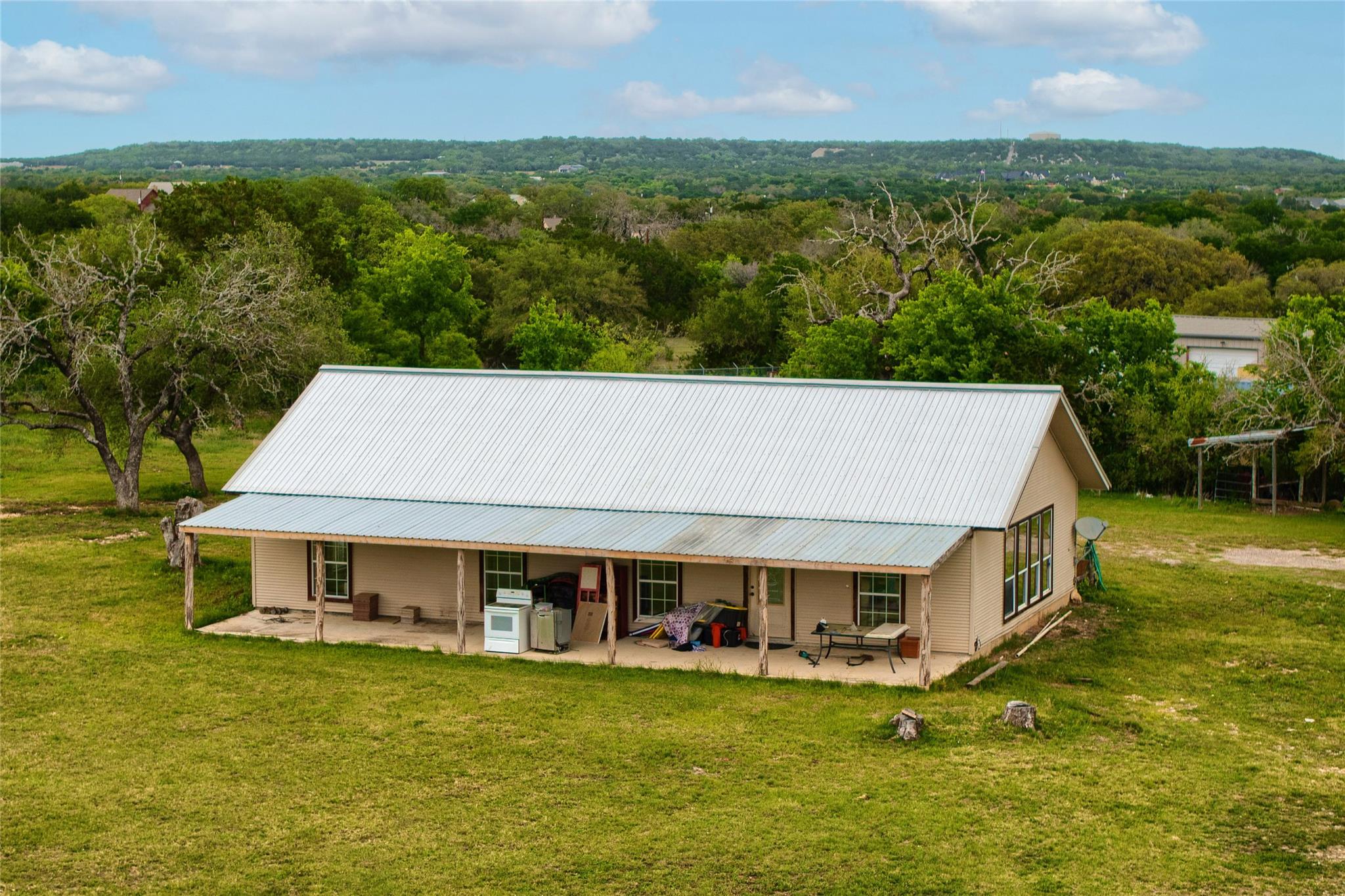 1301 Live Oak Trail Liberty Hill TX 78642